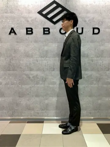 JOSEPH ABBOUD 足立 コーディネート画像