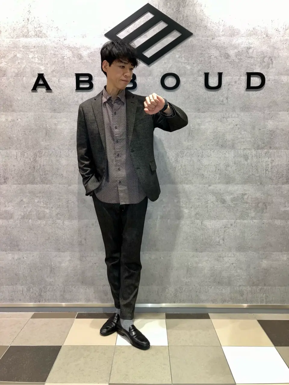 JOSEPH ABBOUD 足立 コーディネート画像