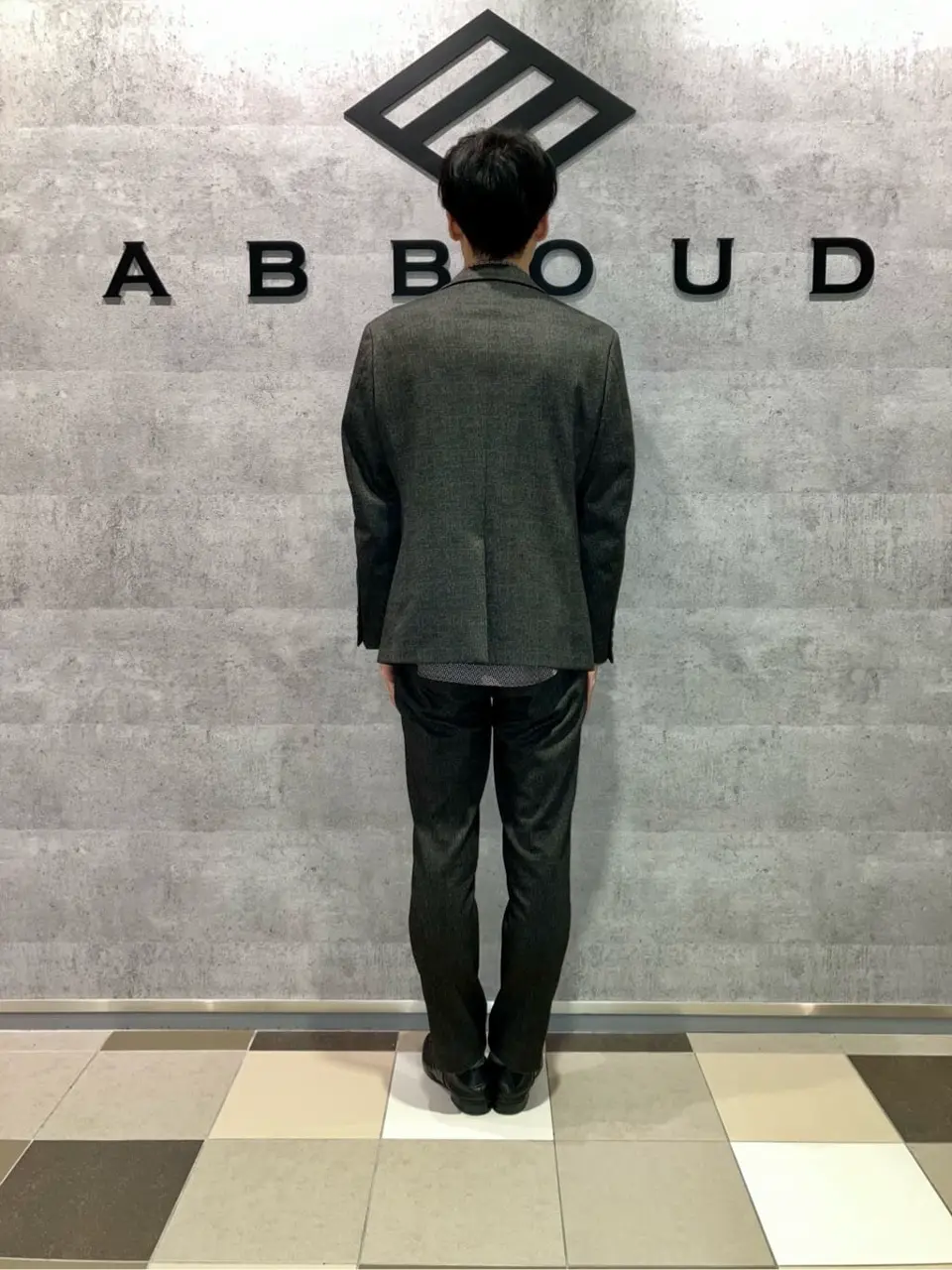 JOSEPH ABBOUD 足立 コーディネート画像