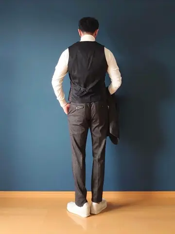 JOSEPH ABBOUD 安東 コーディネート画像