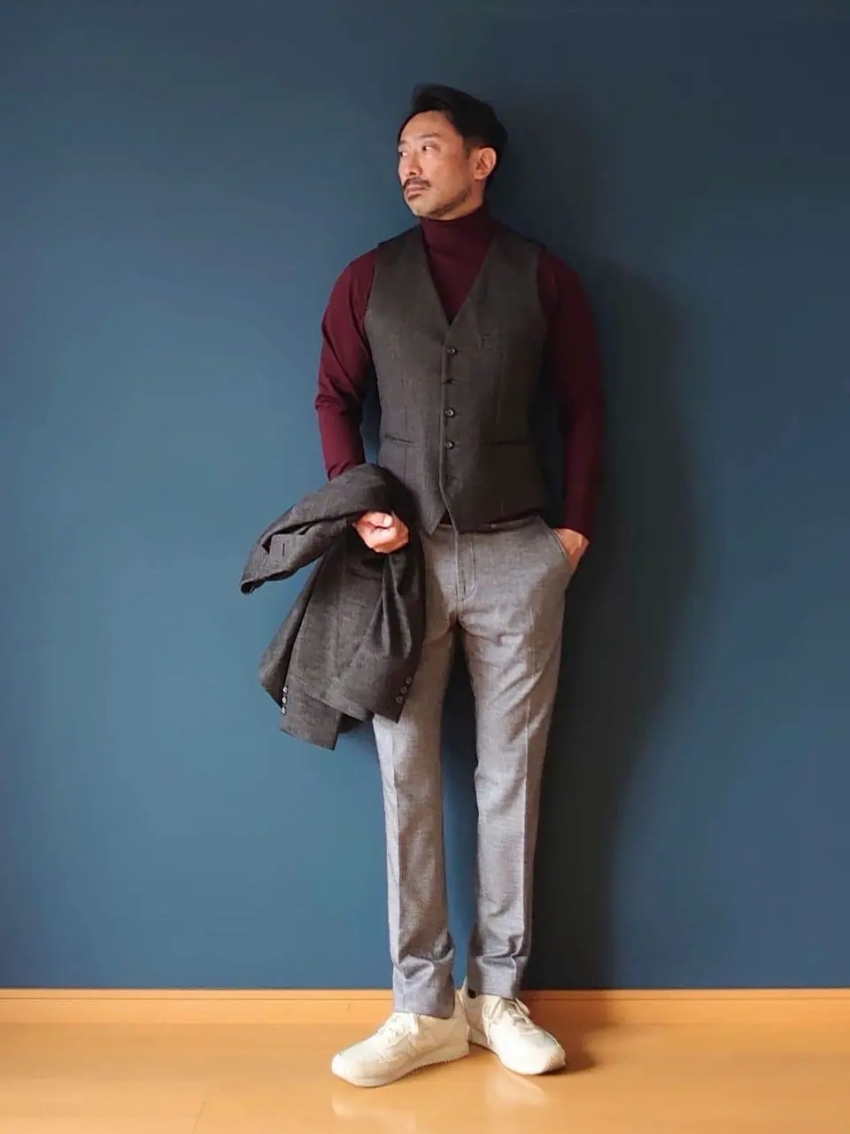 JOSEPH ABBOUD 安東 コーディネート画像