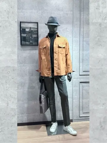 JOSEPH ABBOUD 二澤 コーディネート画像