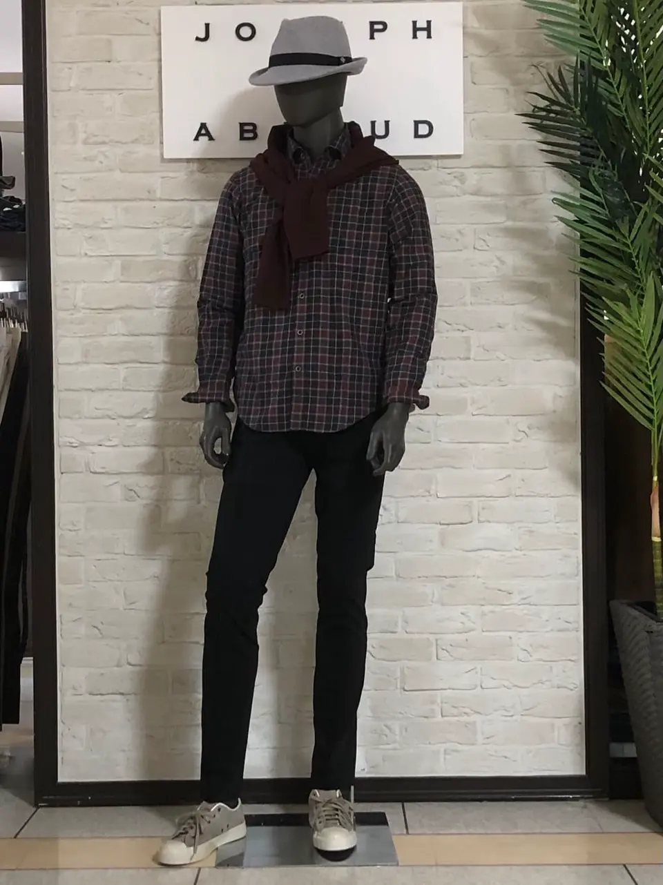 JOSEPH ABBOUD 山口 コーディネート画像