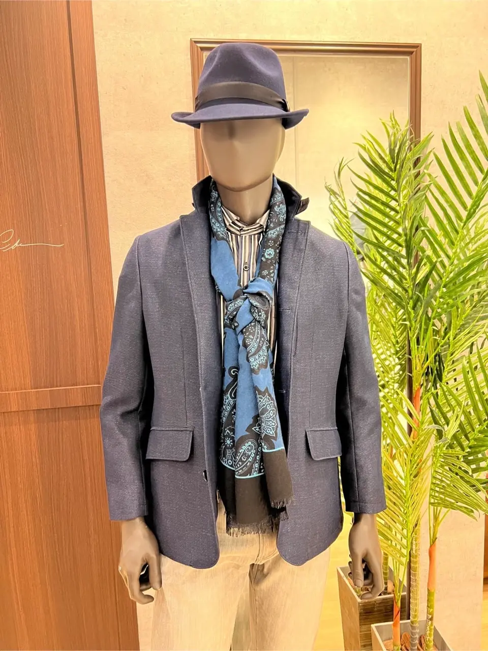 JOSEPH ABBOUD 上條 コーディネート画像