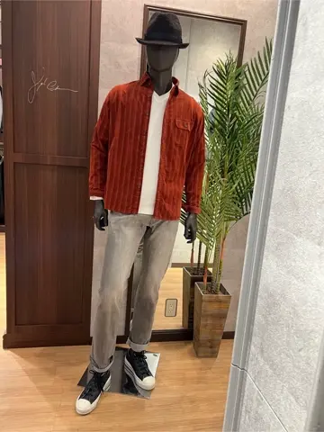 JOSEPH ABBOUD 上條 コーディネート画像