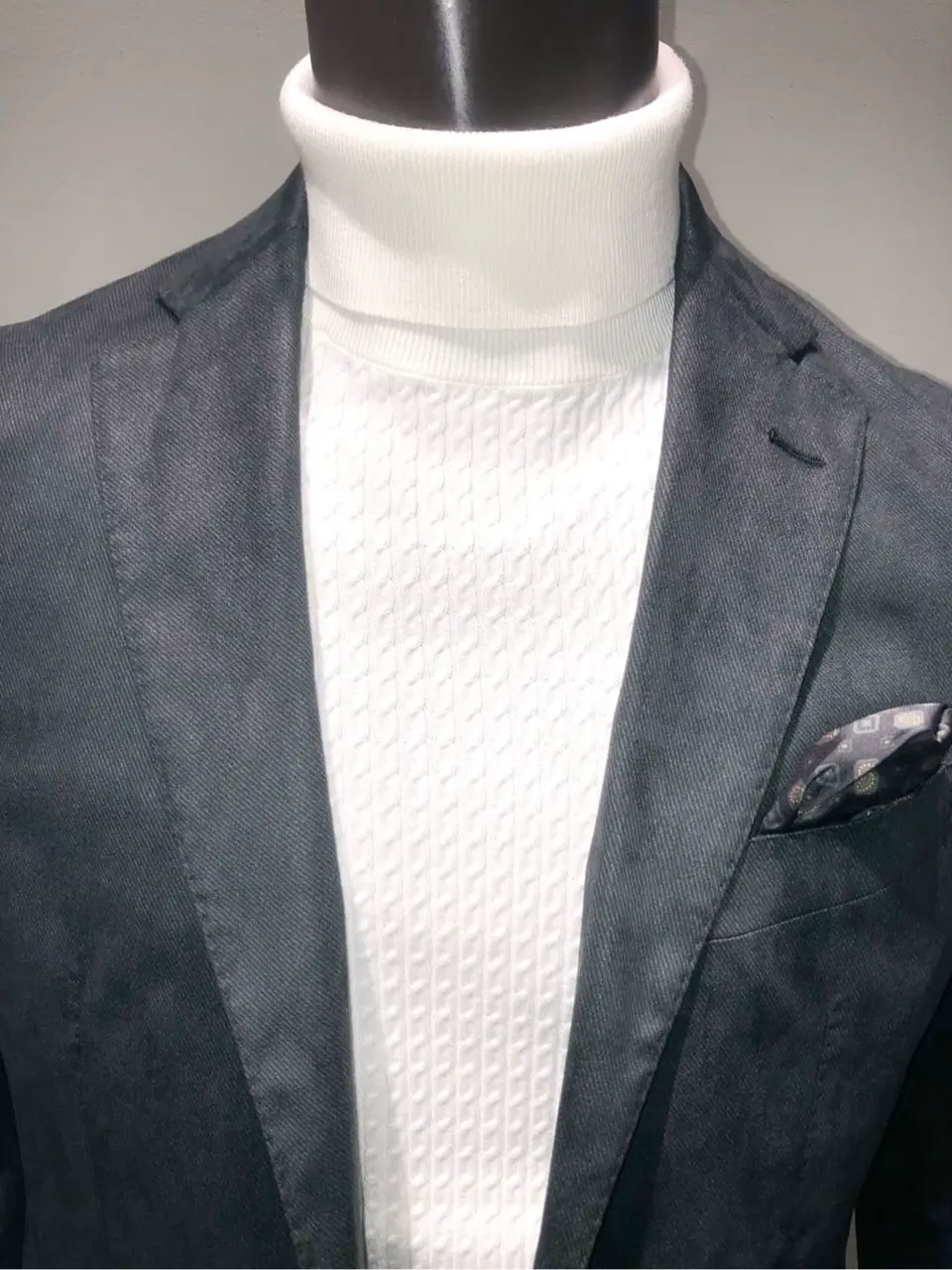 JOSEPH ABBOUD 川田 コーディネート画像