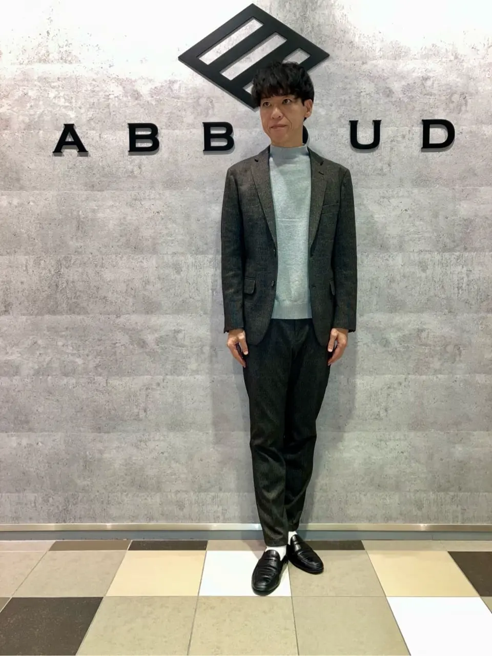 JOSEPH ABBOUD 足立 コーディネート画像