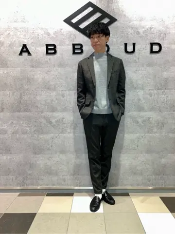 JOSEPH ABBOUD 足立 コーディネート画像