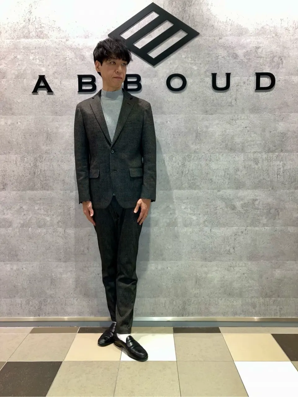 JOSEPH ABBOUD 足立 コーディネート画像