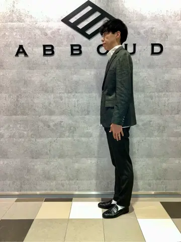 JOSEPH ABBOUD 足立 コーディネート画像