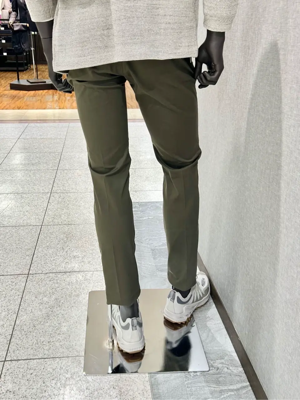 JOSEPH ABBOUD 上田 コーディネート画像