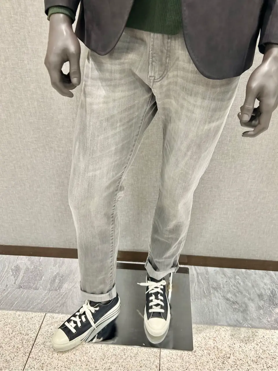 JOSEPH ABBOUD 上田 コーディネート画像