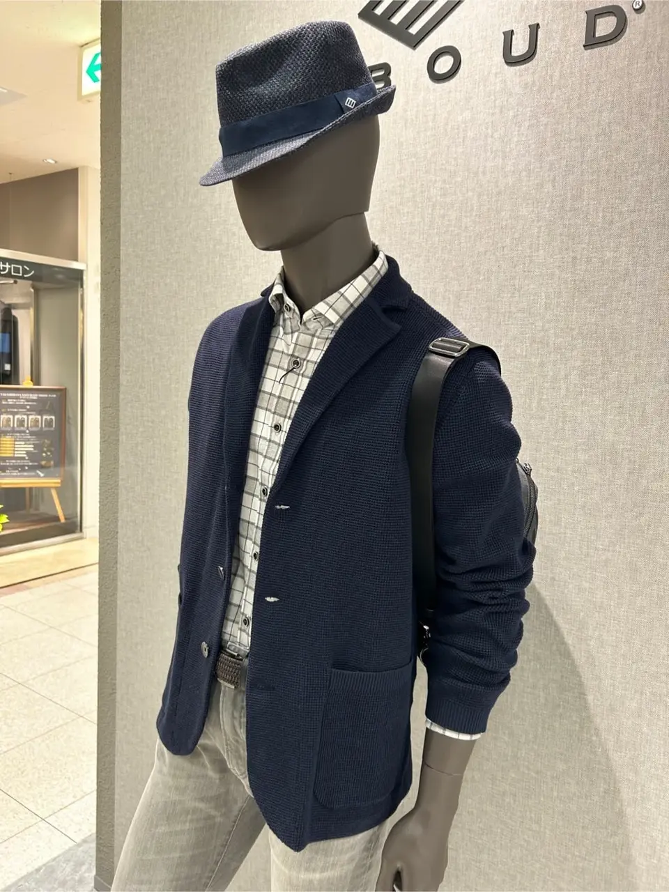 JOSEPH ABBOUD 上田 コーディネート画像