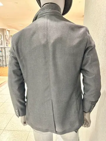 JOSEPH ABBOUD 上田 コーディネート画像