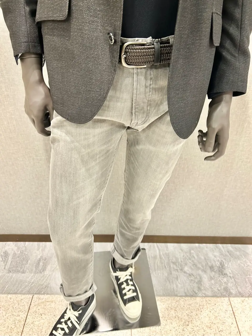 JOSEPH ABBOUD 上田 コーディネート画像