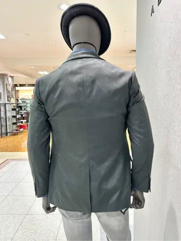 JOSEPH ABBOUD 上田 コーディネート画像