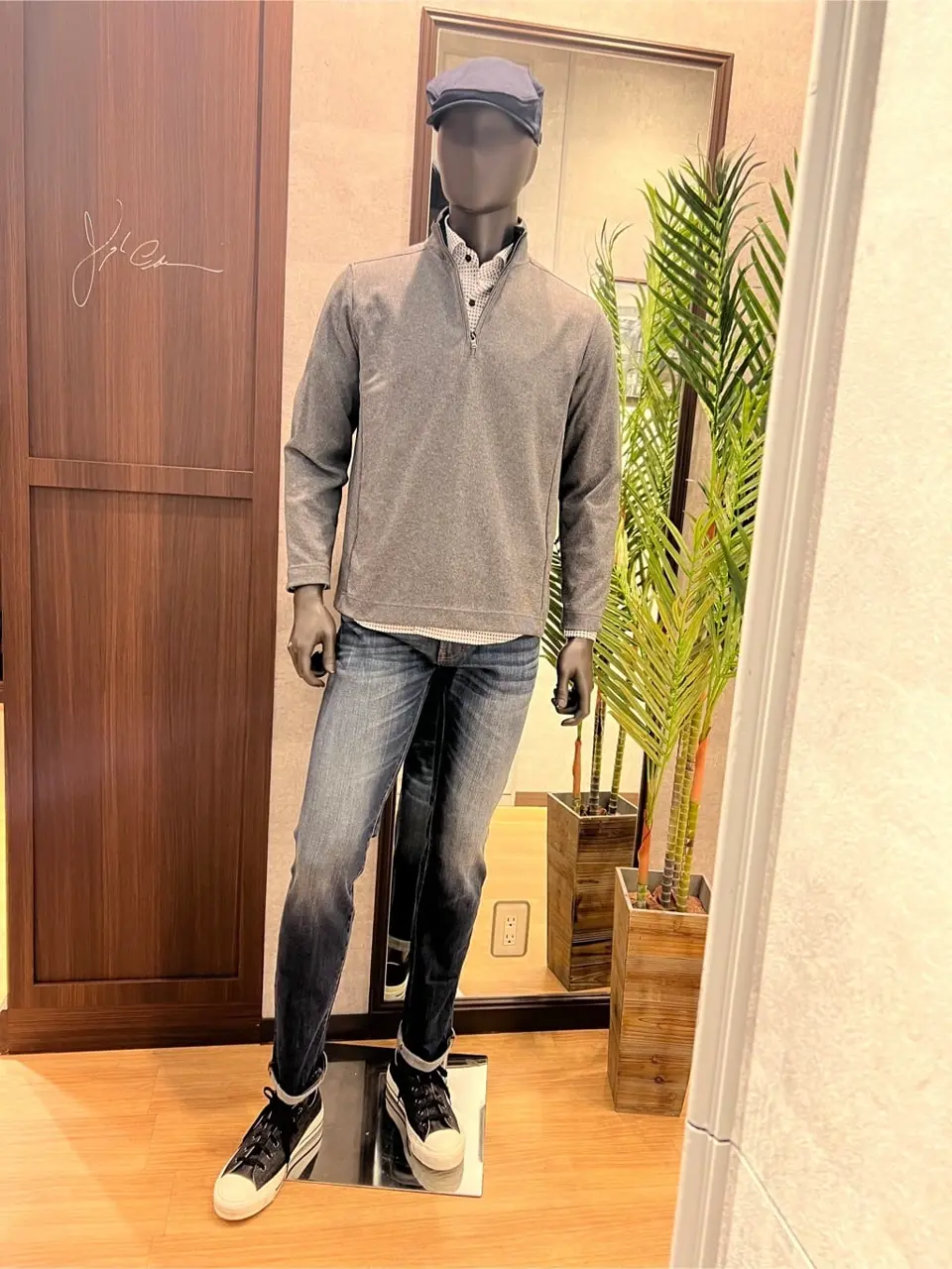 JOSEPH ABBOUD 上條 コーディネート画像