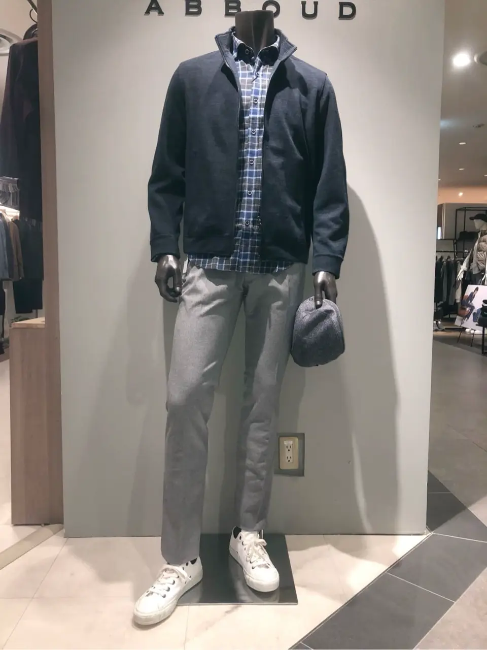 JOSEPH ABBOUD 川田 コーディネート画像