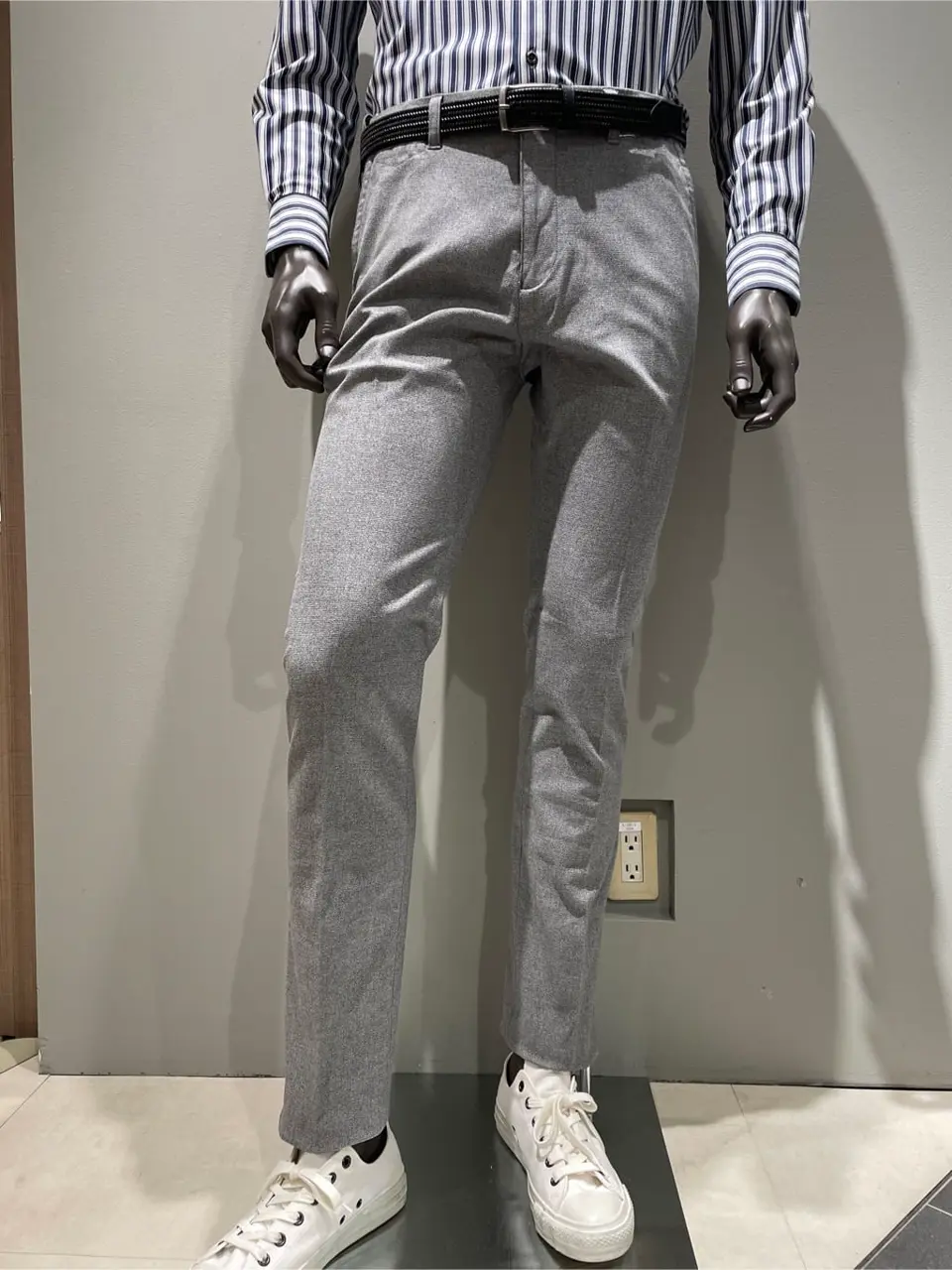 JOSEPH ABBOUD 伊津野 コーディネート画像