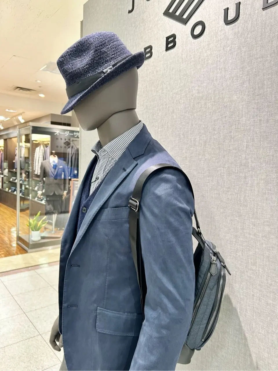 JOSEPH ABBOUD 上田 コーディネート画像