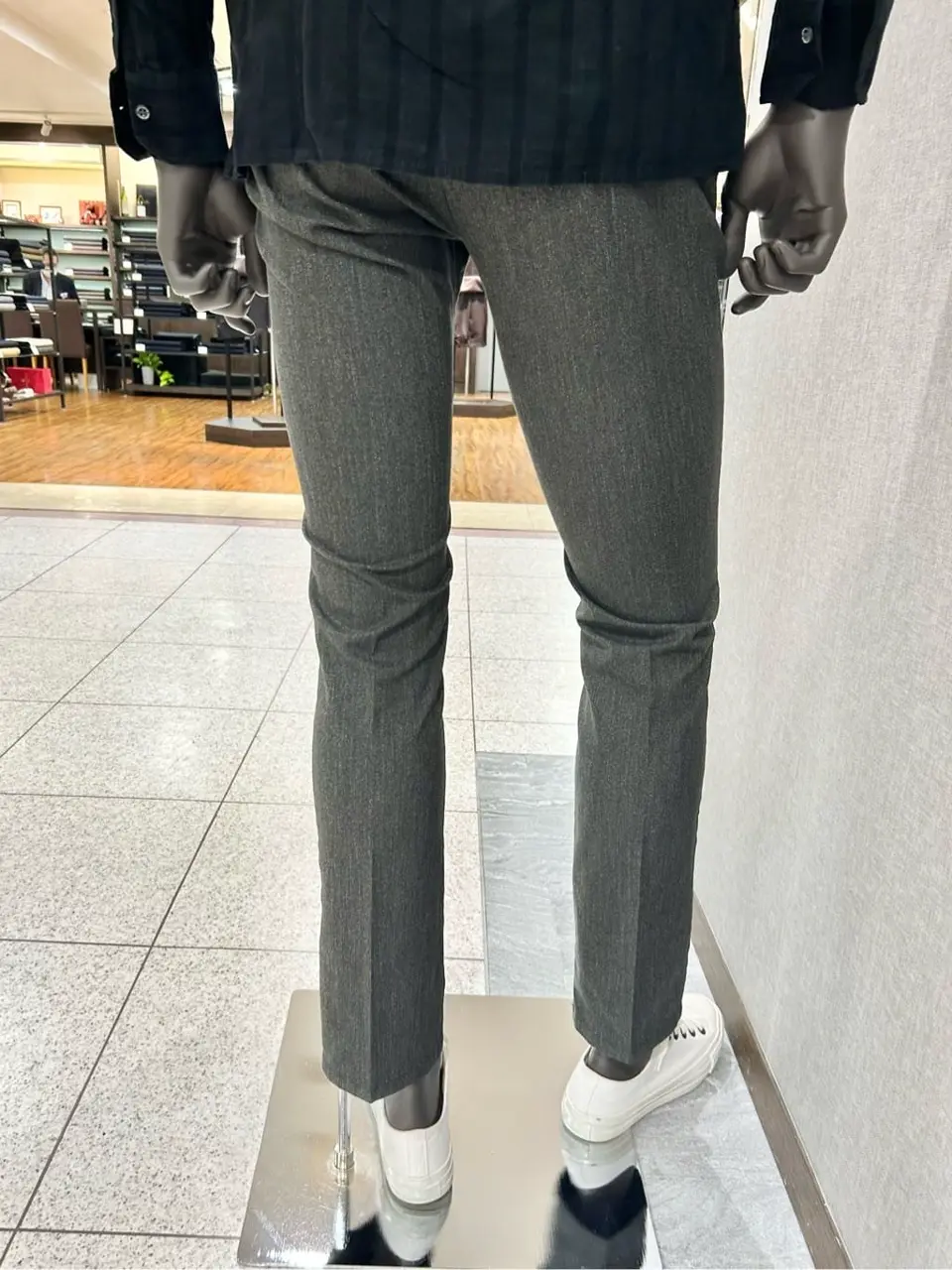 JOSEPH ABBOUD 上田 コーディネート画像