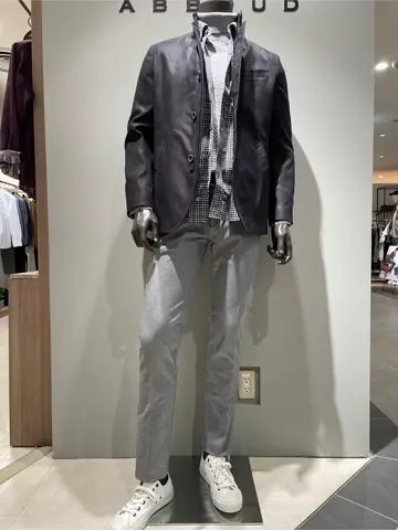 JOSEPH ABBOUD 伊津野 コーディネート画像