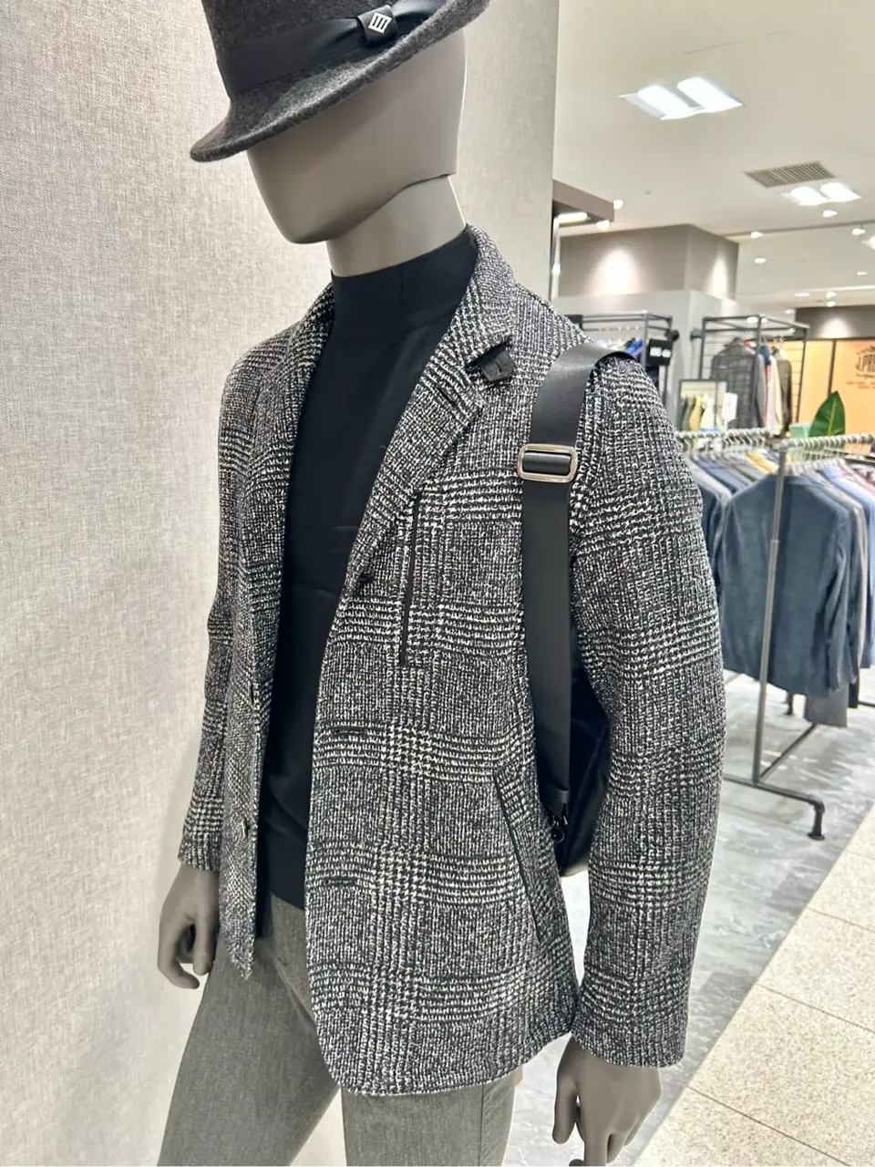 JOSEPH ABBOUD 上田 コーディネート画像