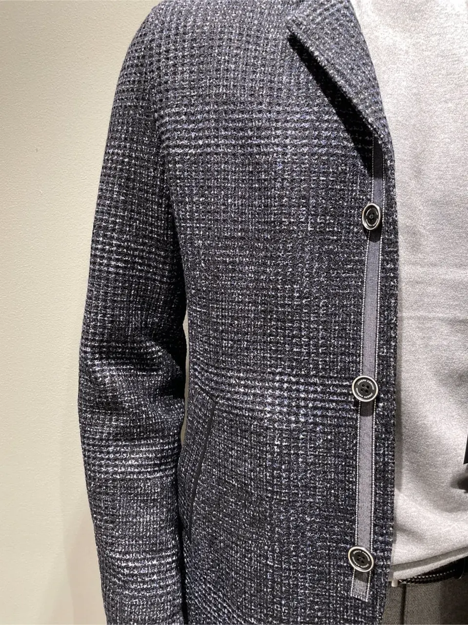 JOSEPH ABBOUD 伊津野 コーディネート画像