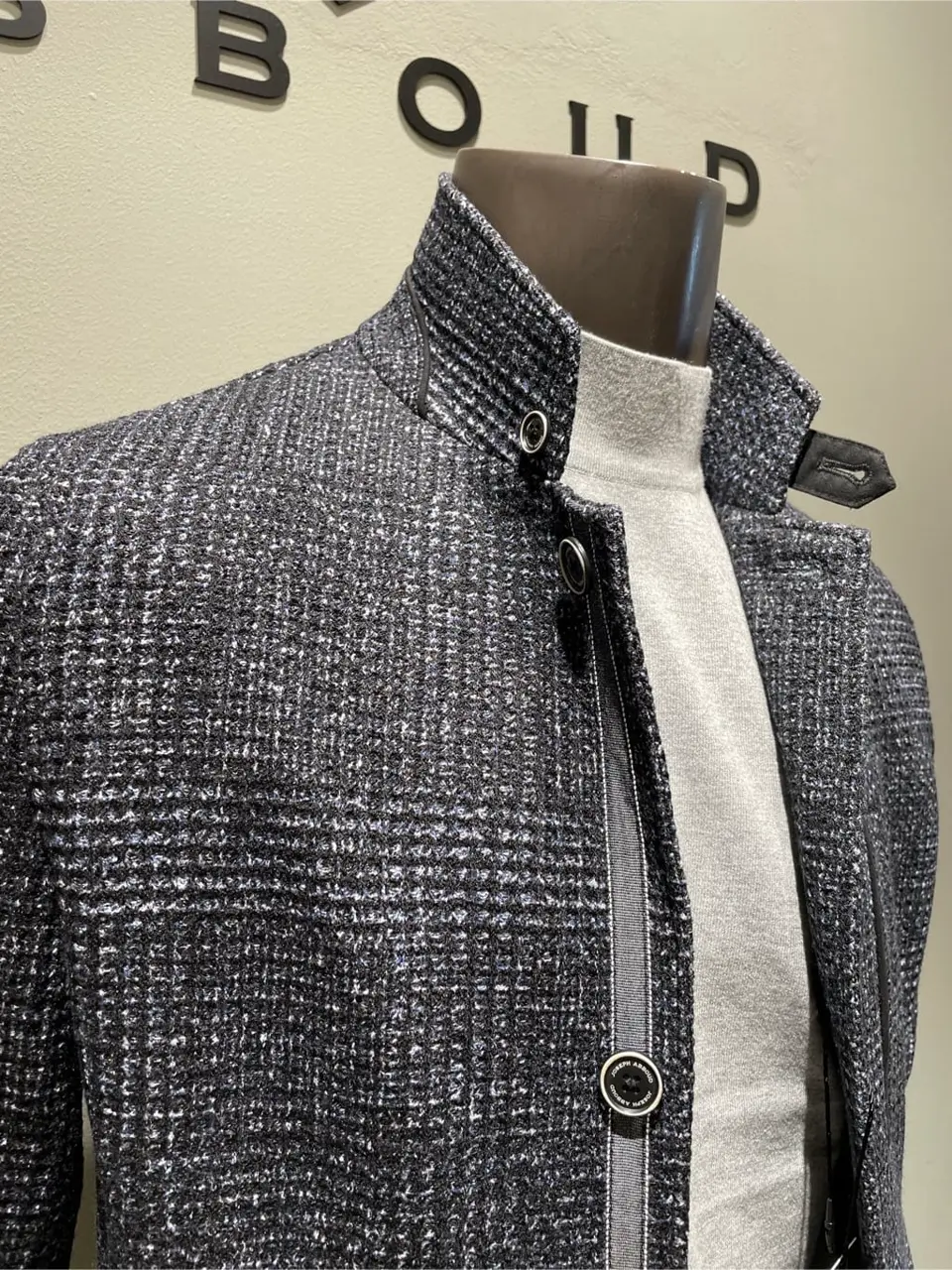 JOSEPH ABBOUD 伊津野 コーディネート画像