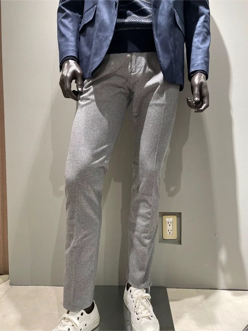 JOSEPH ABBOUD 伊津野 コーディネート画像