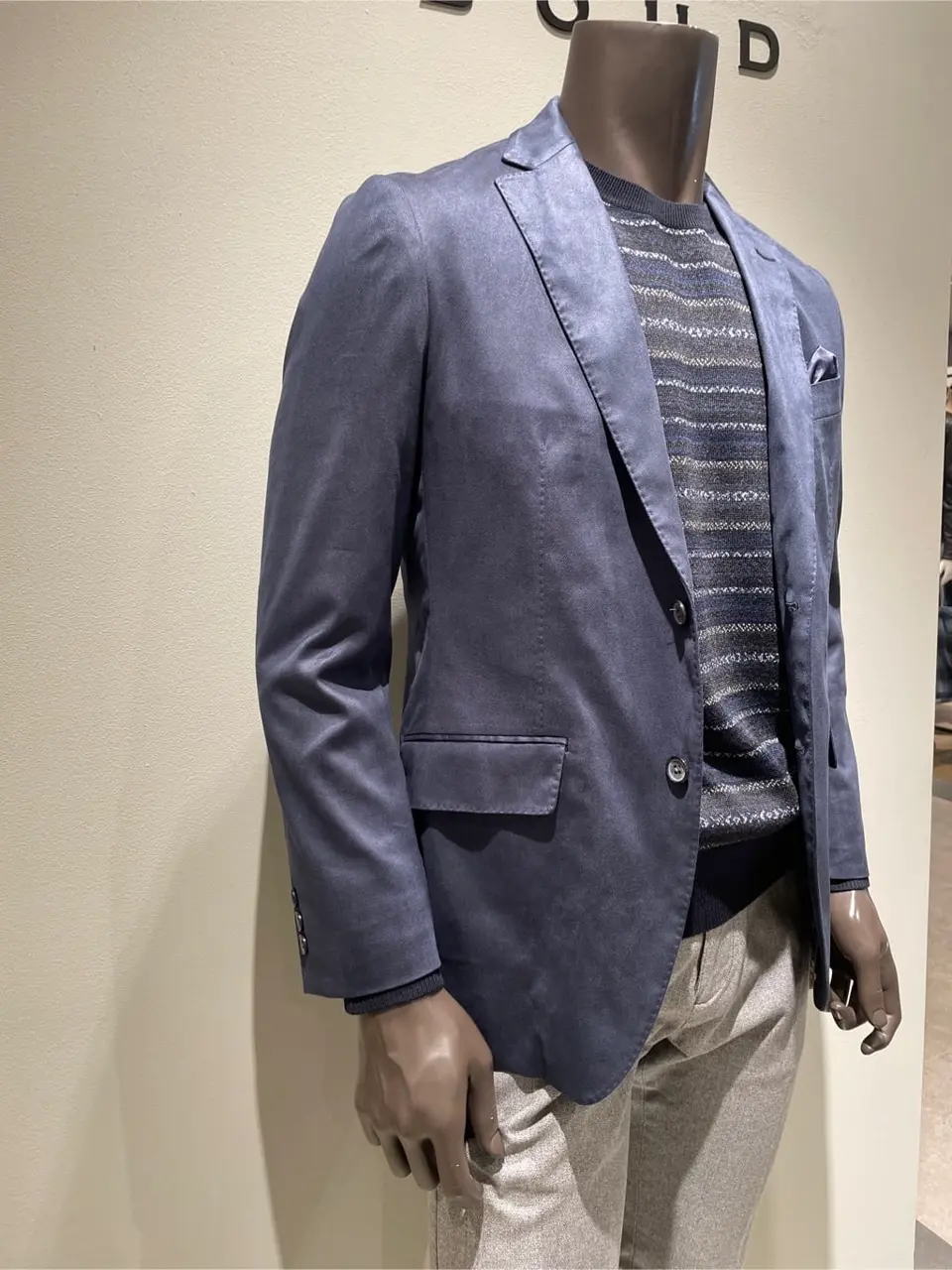 JOSEPH ABBOUD 伊津野 コーディネート画像