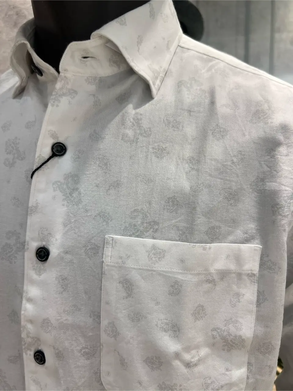 JOSEPH ABBOUD 上條 コーディネート画像