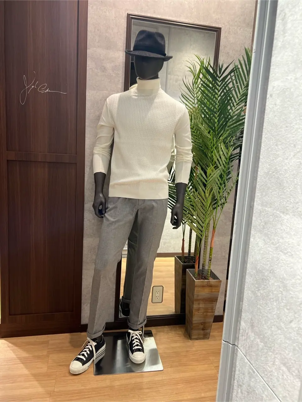 JOSEPH ABBOUD 上條 コーディネート画像