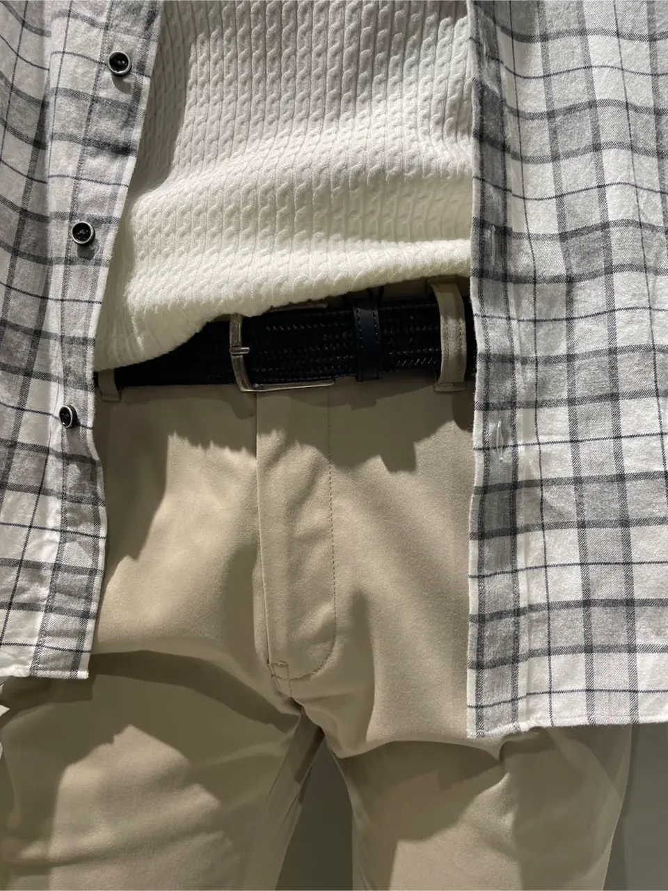 JOSEPH ABBOUD 伊津野 コーディネート画像