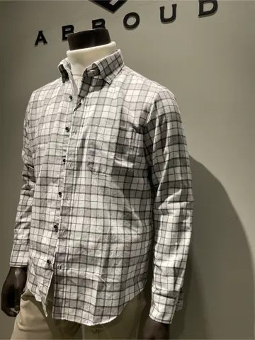 JOSEPH ABBOUD 伊津野 コーディネート画像