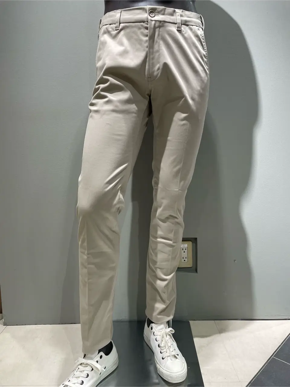 JOSEPH ABBOUD 伊津野 コーディネート画像