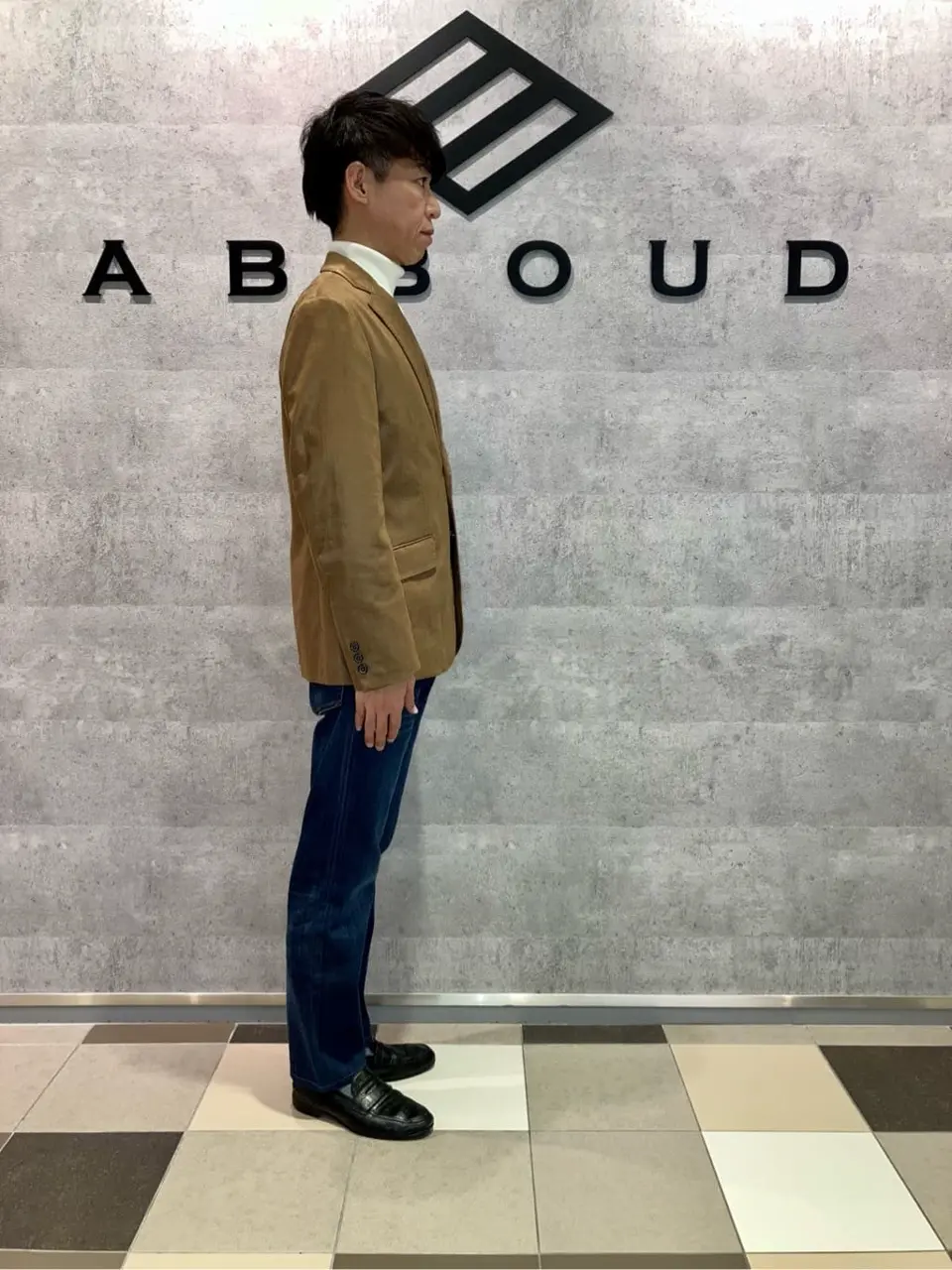 JOSEPH ABBOUD 足立 コーディネート画像