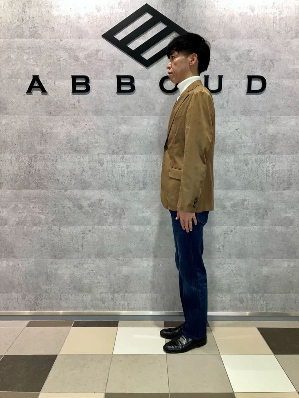 JOSEPH ABBOUD 足立 コーディネート画像