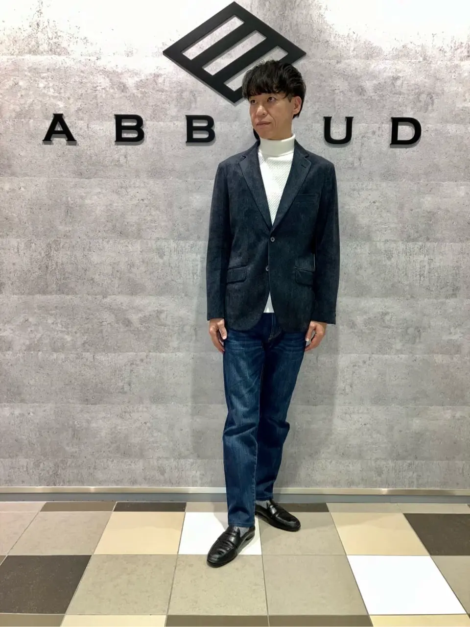 JOSEPH ABBOUD 足立 コーディネート画像