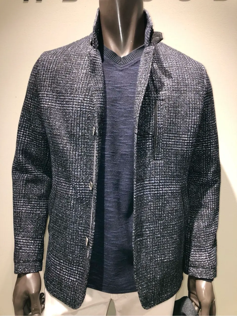 JOSEPH ABBOUD 川田 コーディネート画像