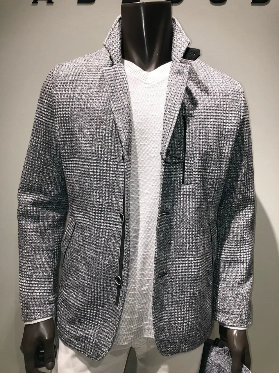 JOSEPH ABBOUD 川田 コーディネート画像