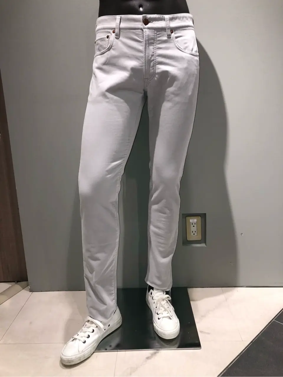 JOSEPH ABBOUD 川田 コーディネート画像