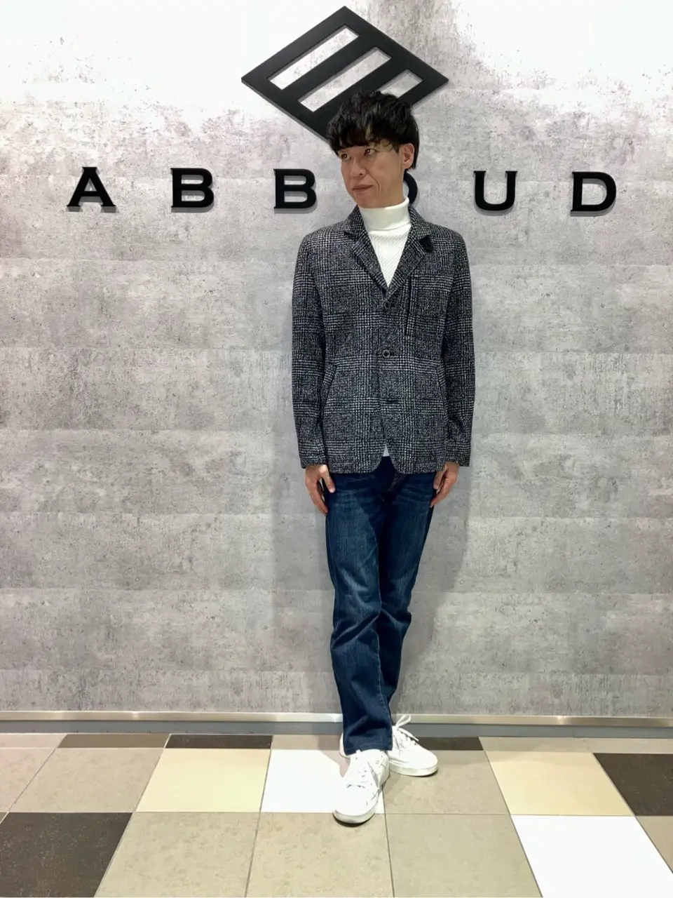 JOSEPH ABBOUD 足立 コーディネート画像