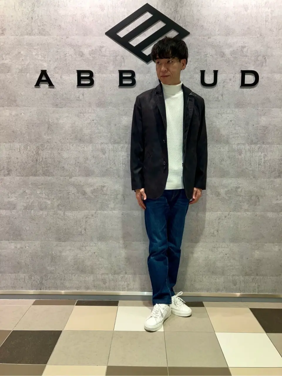 JOSEPH ABBOUD 足立 コーディネート画像