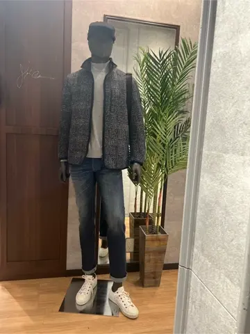 JOSEPH ABBOUD 上條 コーディネート画像