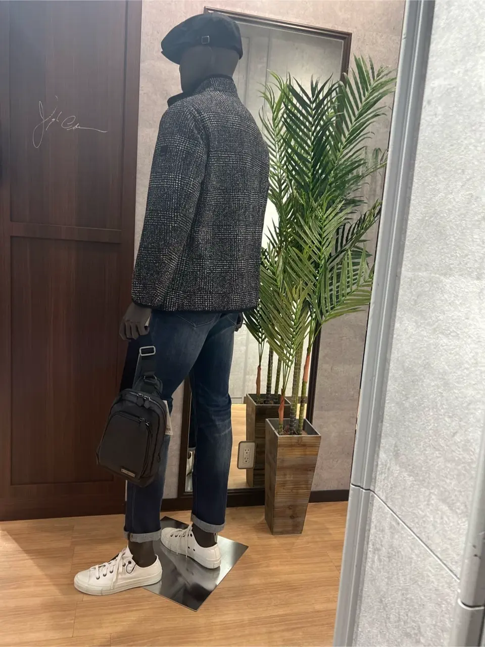 JOSEPH ABBOUD 上條 コーディネート画像