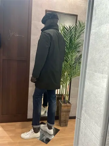 JOSEPH ABBOUD 上條 コーディネート画像