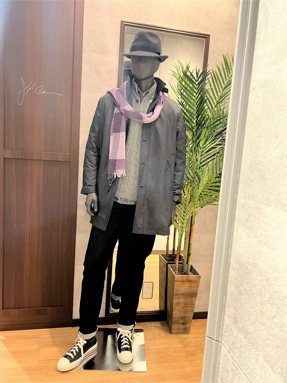 JOSEPH ABBOUD 上條 コーディネート画像