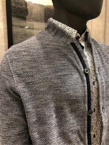 JOSEPH ABBOUD 二澤 コーディネート画像