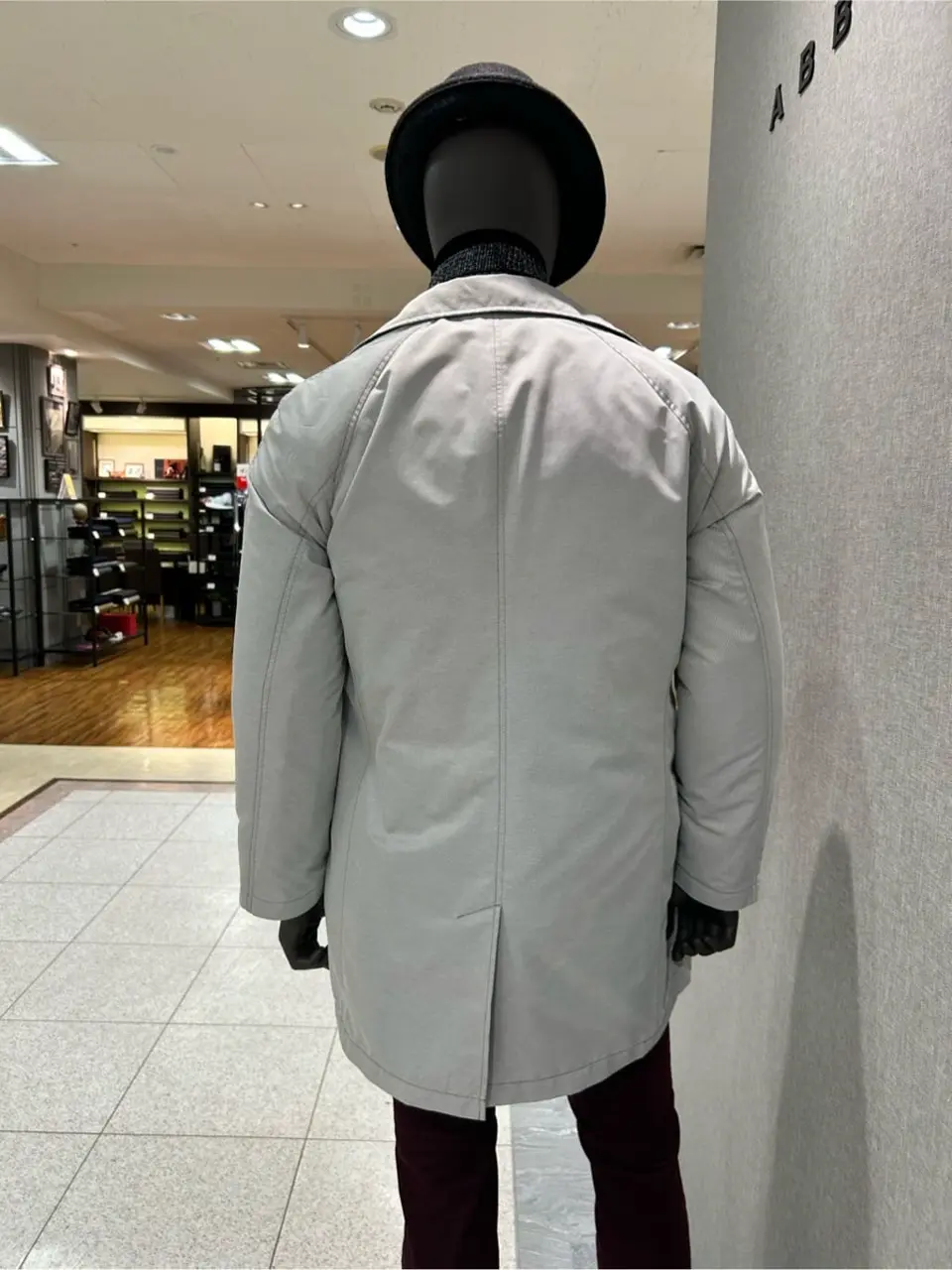 JOSEPH ABBOUD 上田 コーディネート画像